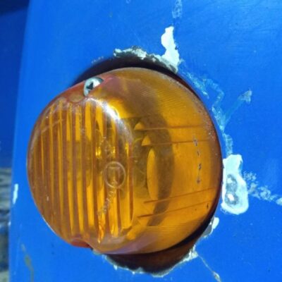 Повторитель поворота левый в крыло MAN TGA