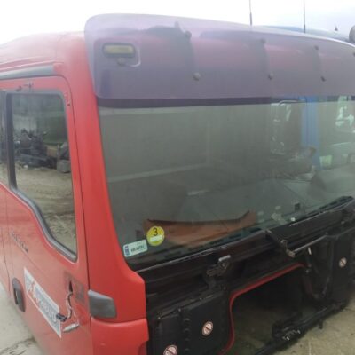 Кабина L красная МАН 18.430  2005